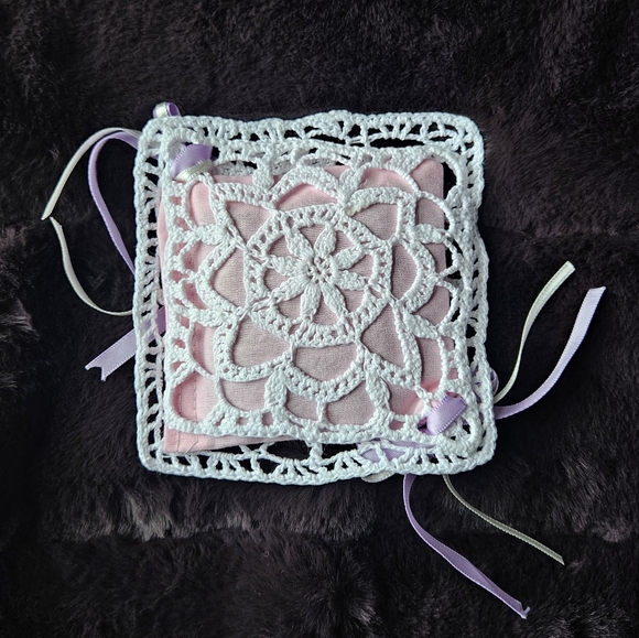 Lavender sachet - Picture 2 of 2